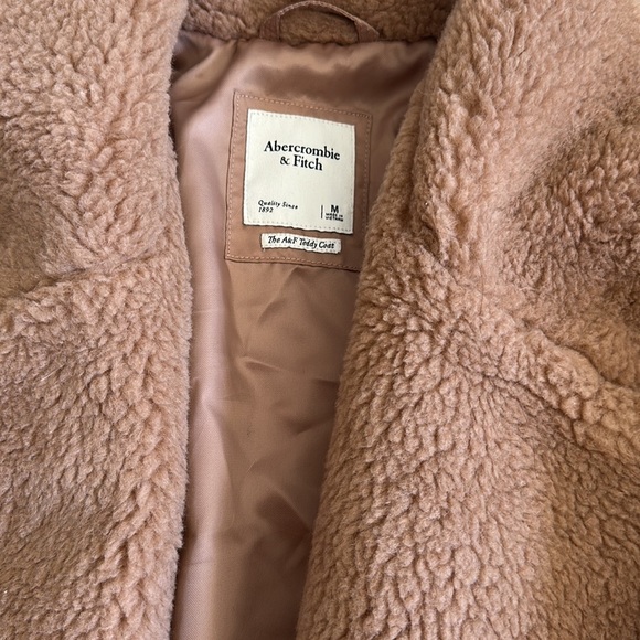 💄SOLD💄Abercrombie Teddy Coat - Picture 3 of 5